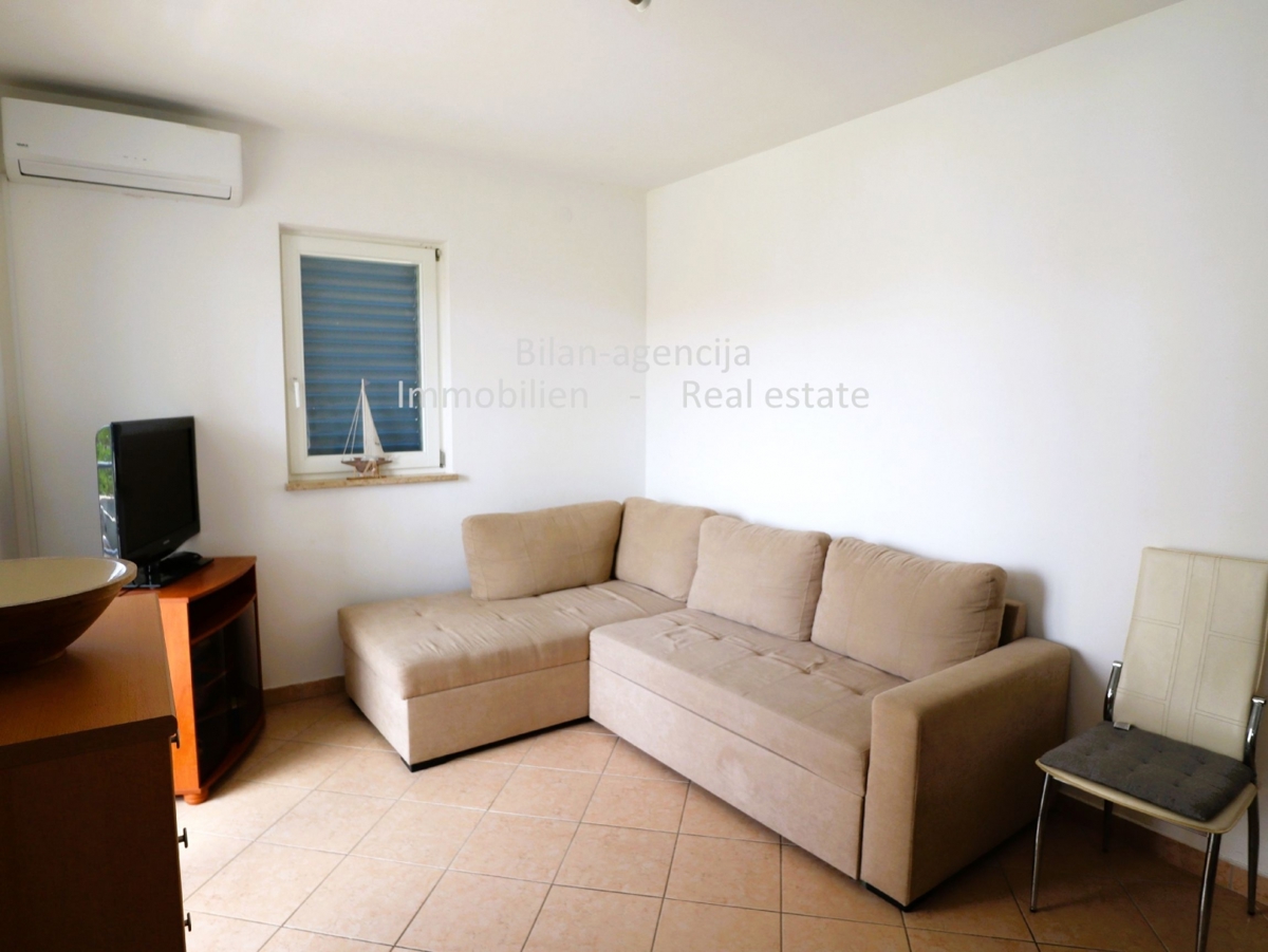 Srima, Vodice,stanovanje,38 m2,300 m od morja,150.000 €