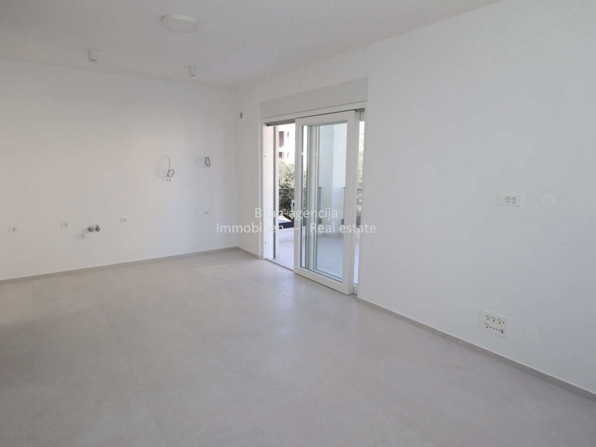 Stanovanje, novogradnja, 1. nadstropje, Vodice