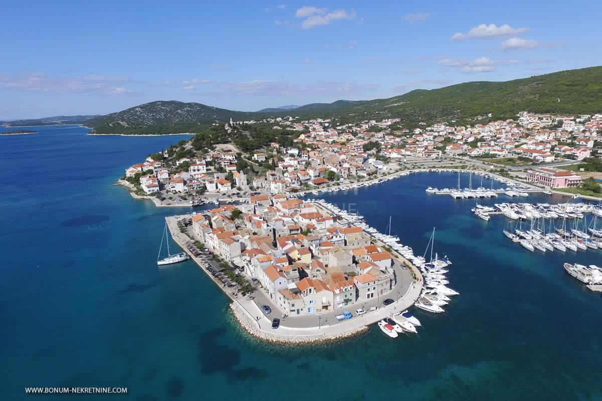  Apartma v novi stavbi, blizu plaže in centra mesta, Tribunj