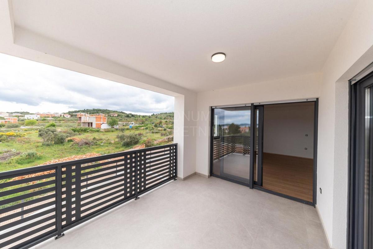  Apartma v novogradnji, prvo nadstropje, Vodice