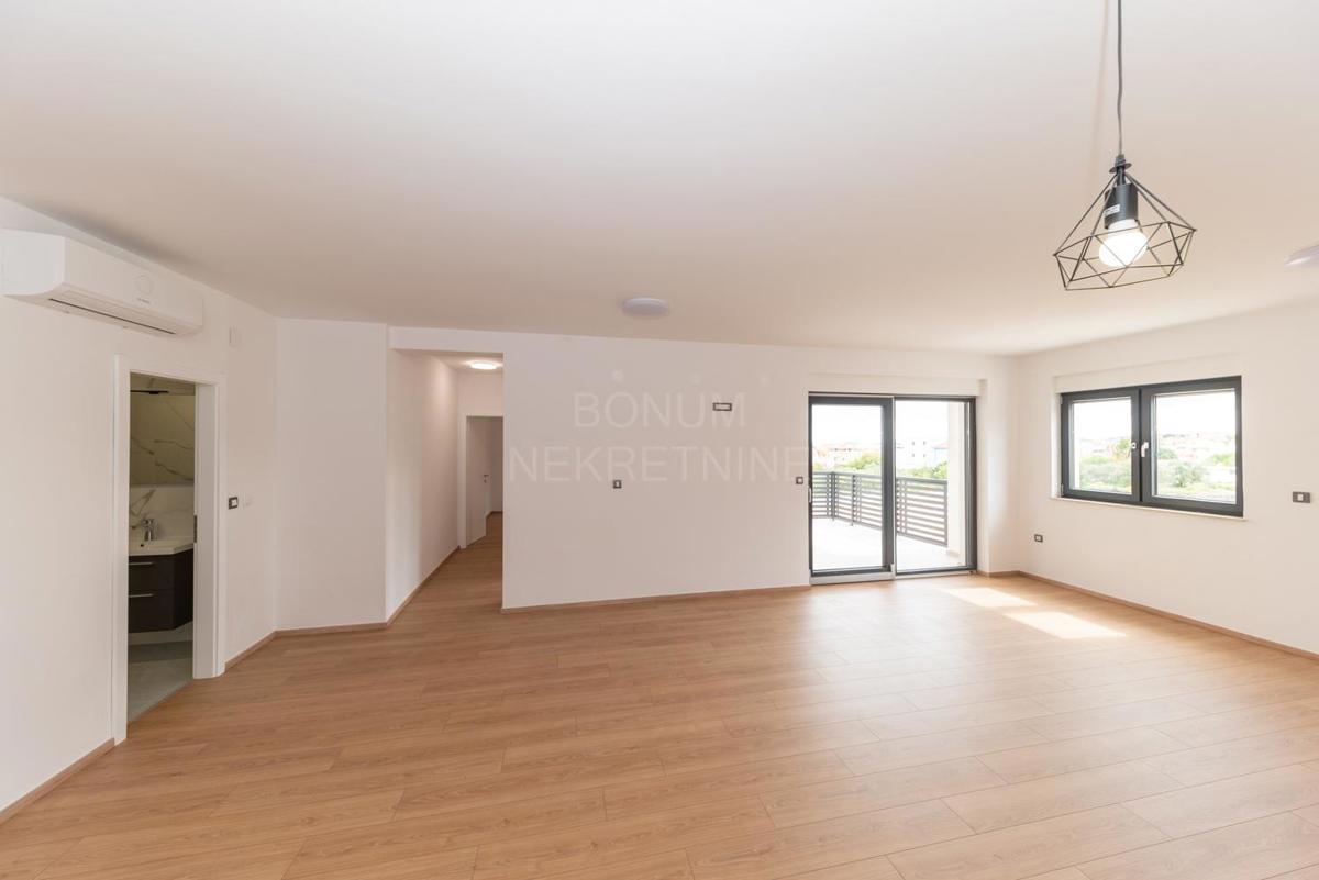  Apartma v novogradnji, prvo nadstropje, Vodice