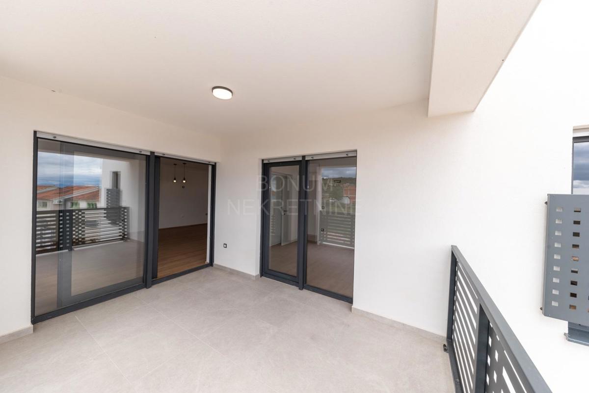  Apartma v novogradnji, prvo nadstropje, Vodice