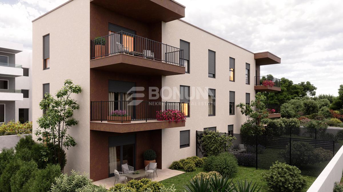  Naprodaj stanovanje, novogradnja, drugo nadstropje, Brodarica – Šibenik