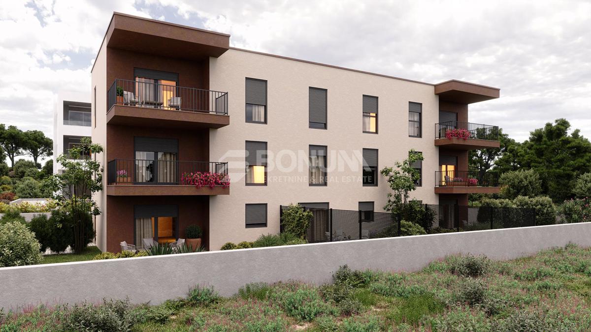  Naprodaj stanovanje, novogradnja, drugo nadstropje, Brodarica – Šibenik