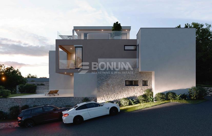 Hiša z bazenom v novogradnji, Vodice – mirna lokacija blizu morja