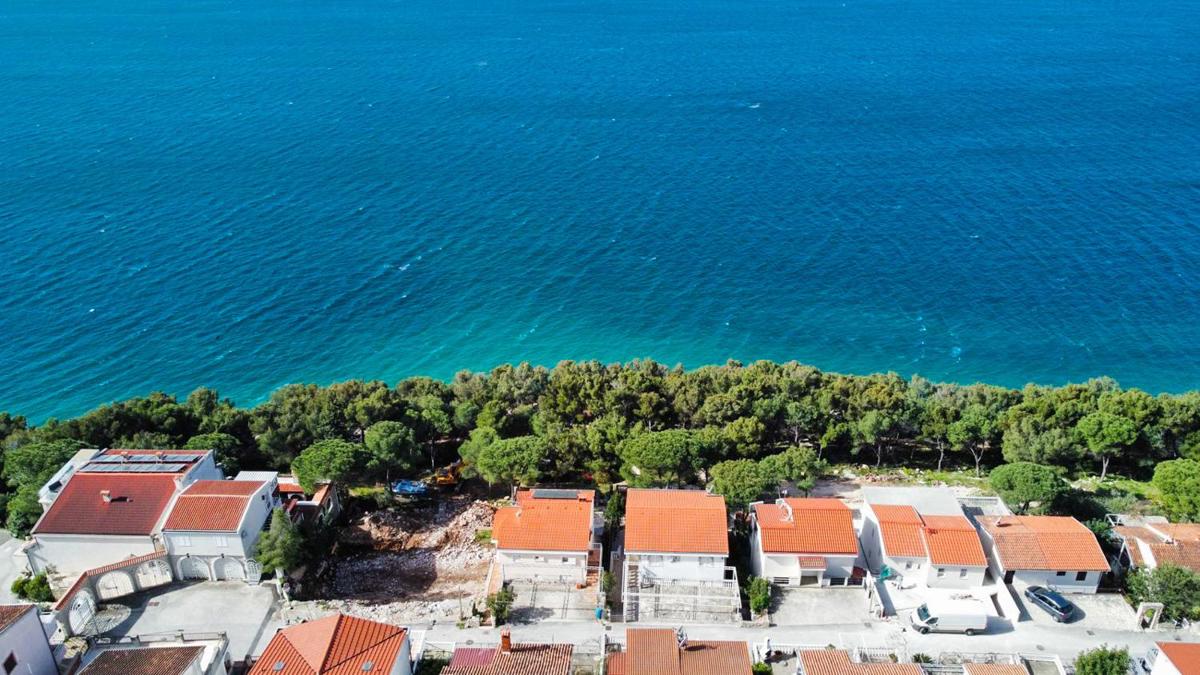 Odličen apartma v prvi vrsti do morja, Draga-Pakoštane