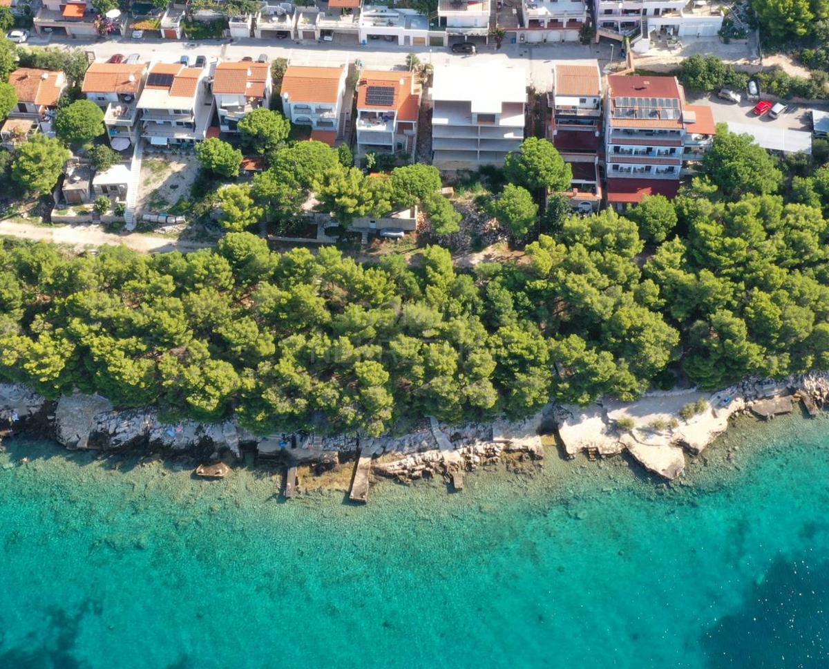 Odličen apartma v prvi vrsti do morja, Draga-Pakoštane