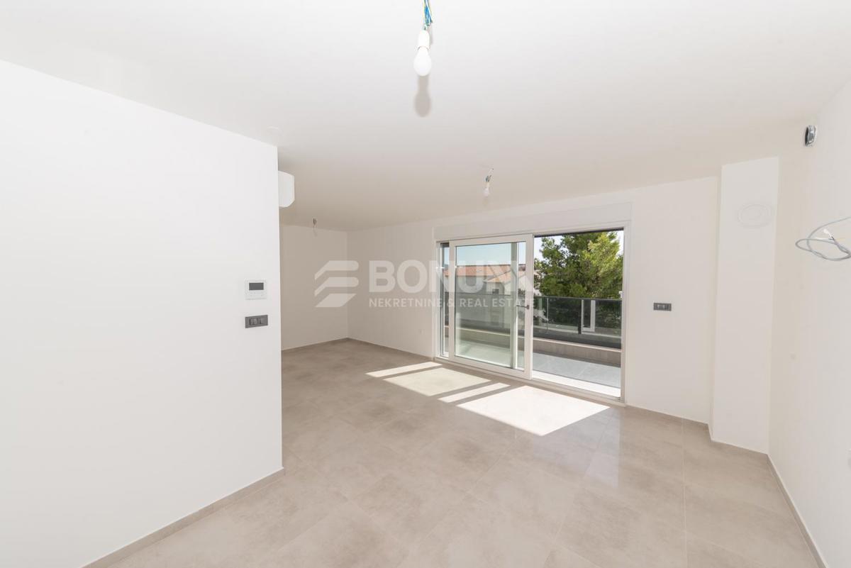  Primošten, novo moderno stanovanje za prodajo