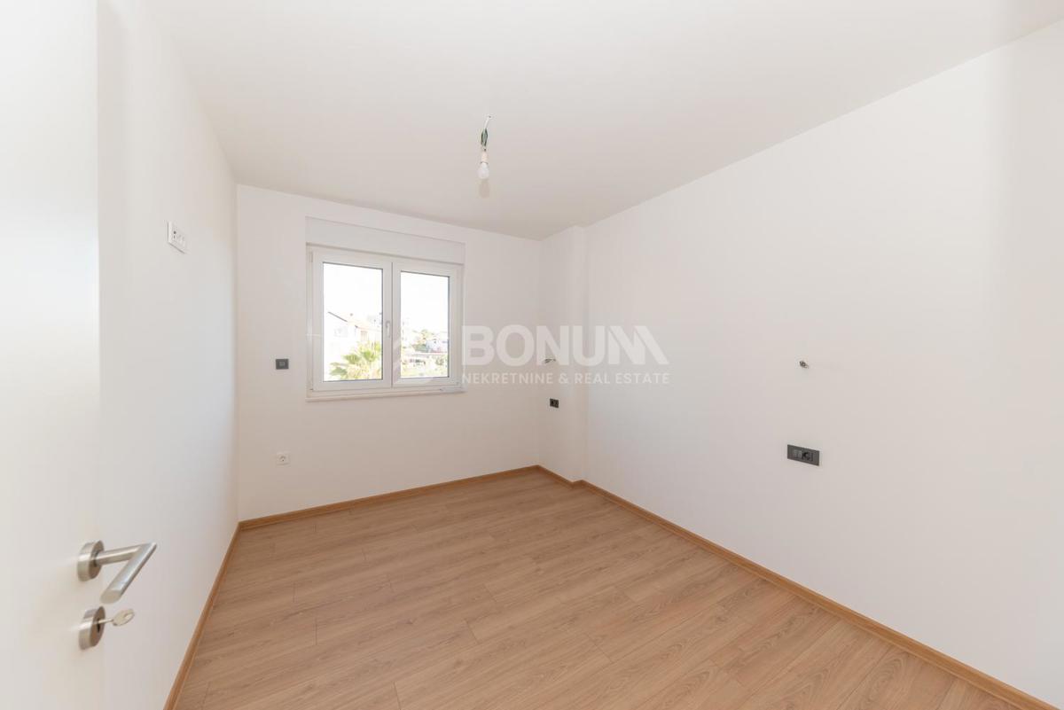  Primošten, novo moderno stanovanje za prodajo