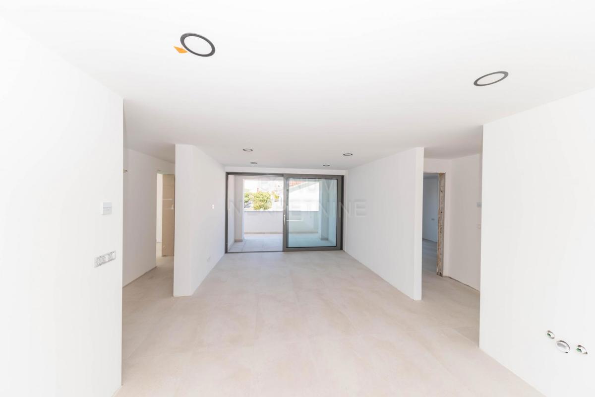 Odlično stanovanje na mirni lokaciji, Vodice