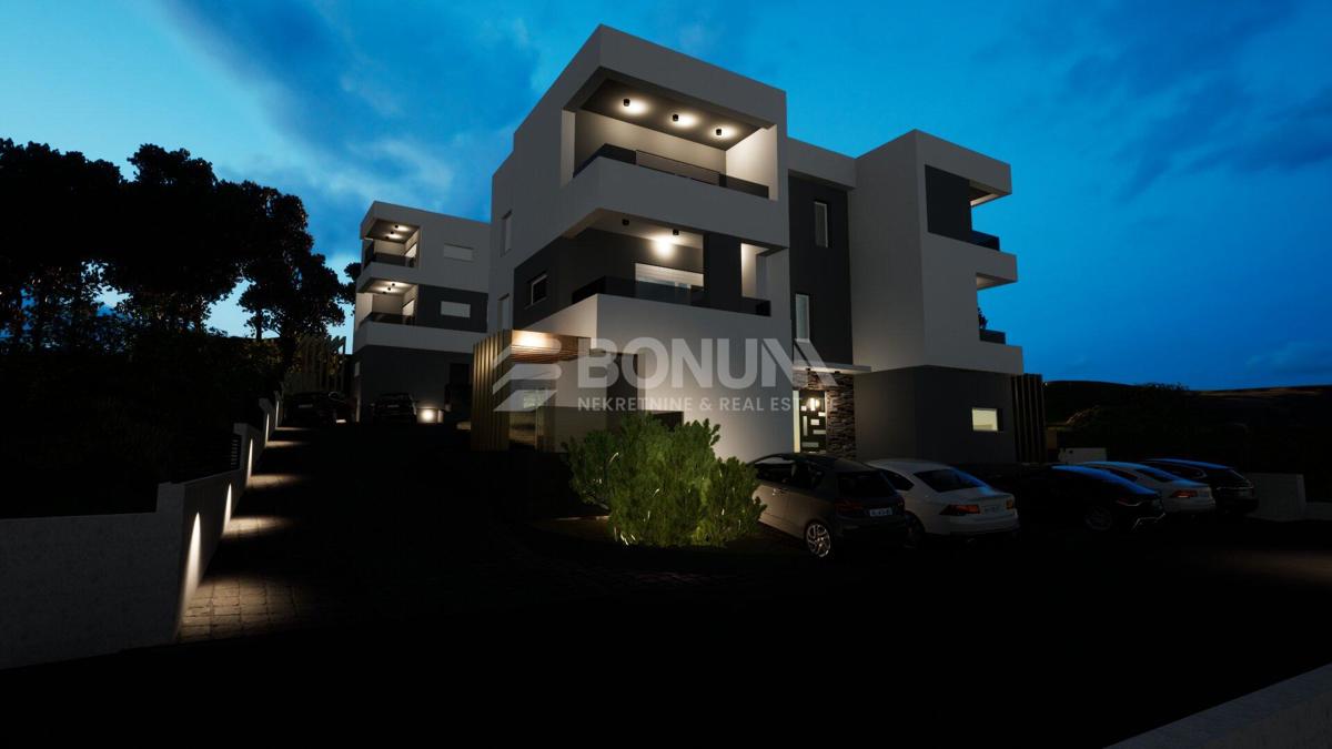 Enosobno stanovanje z ložo, 1. nadstropje – Žaborić, 400 m od plaže