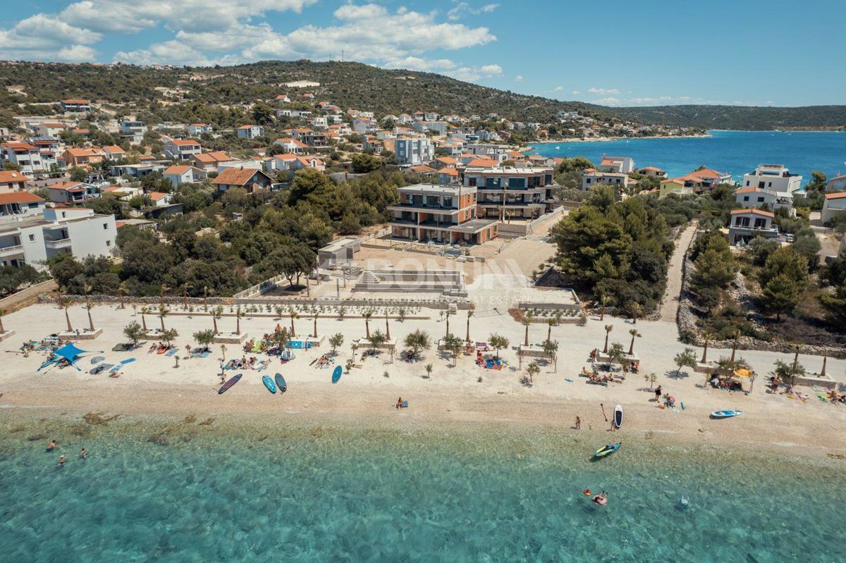 Odlično stanovanje, druga vrsta do morja, vrt, Sevid