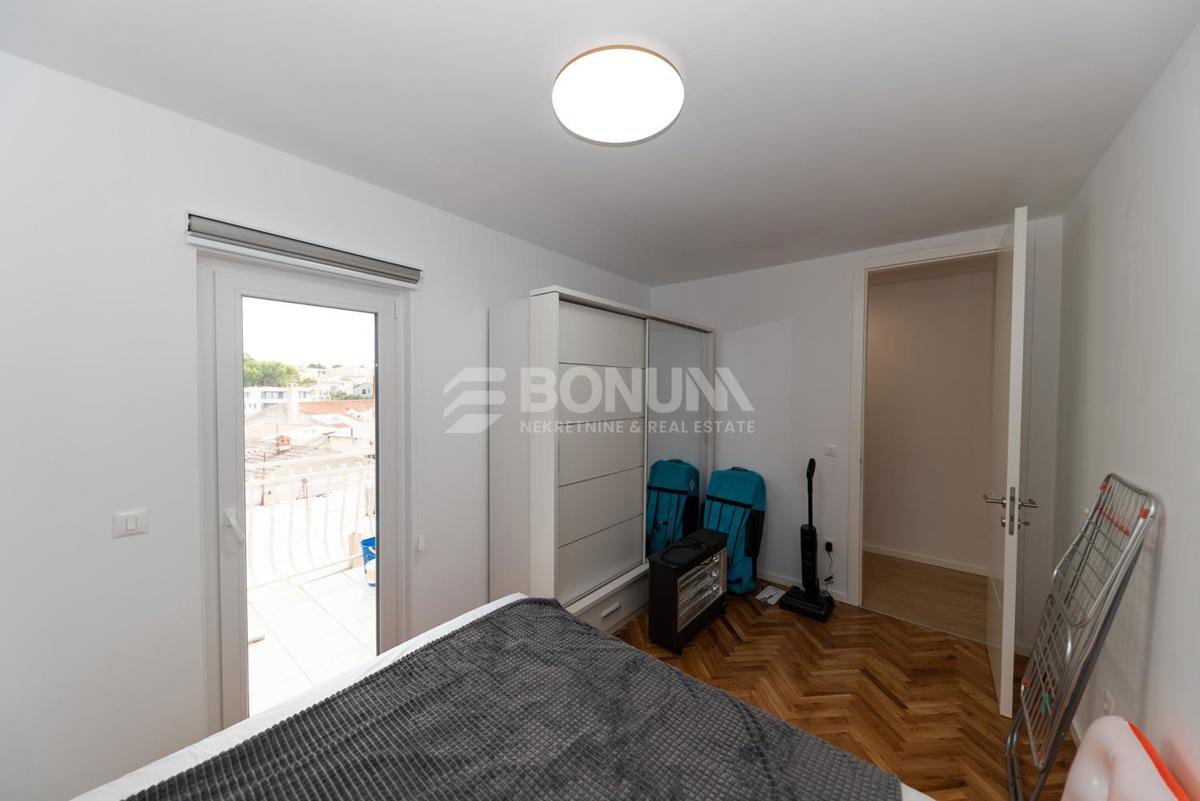 Dvosobno stanovanje naprodaj s čudovitim pogledom na morje, Baška voda