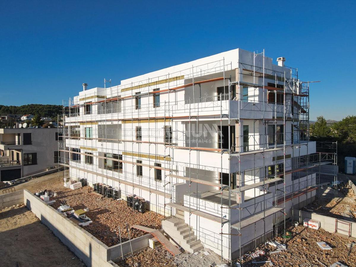 Apartma v pritličju novogradnje, Vodice