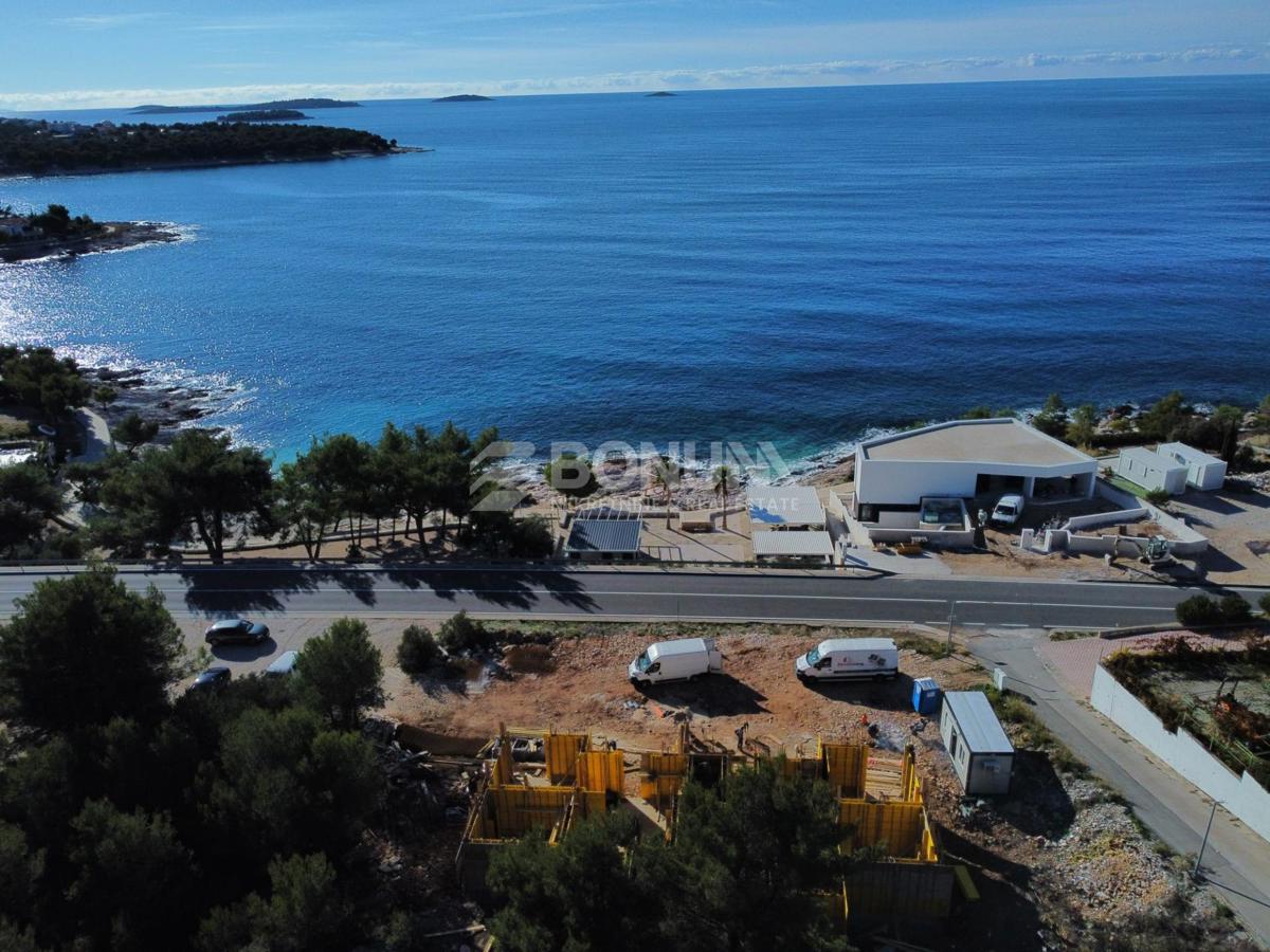 Ekskluziven penthouse z velikimi terasami in panoramskim pogledom na morje – Primošten Dolac