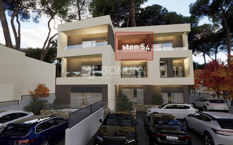 Brodarica – Prostoren dvosobni apartma v drugem nadstropju z ložo, 130 m od morja