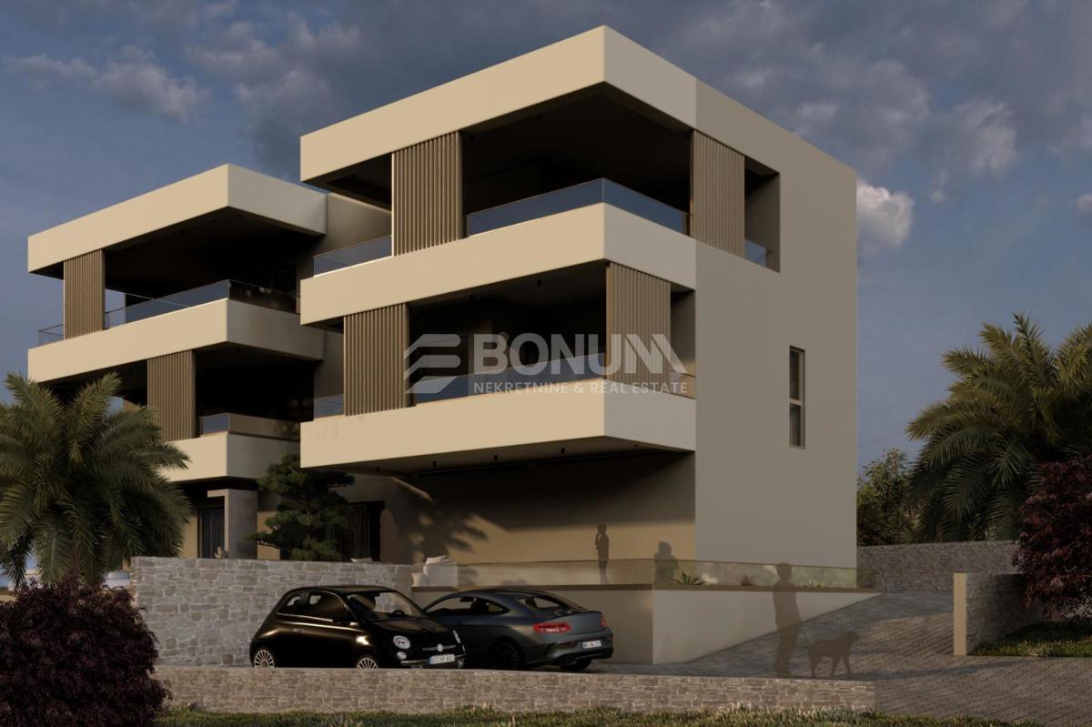 Tribunj – sodobno stanovanje z bazenom in vrtom v luksuzni novogradnji