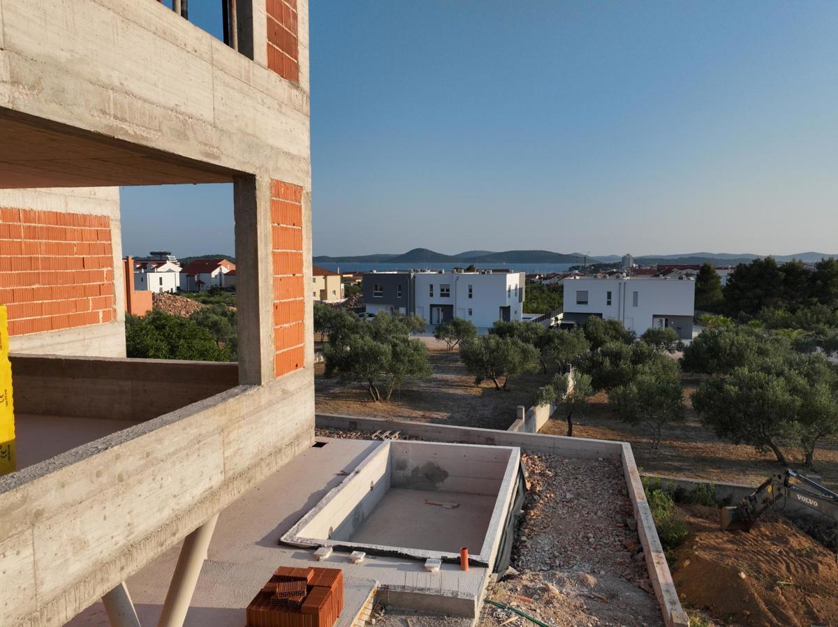 Prodamo apartma v novogradnji, Vodice