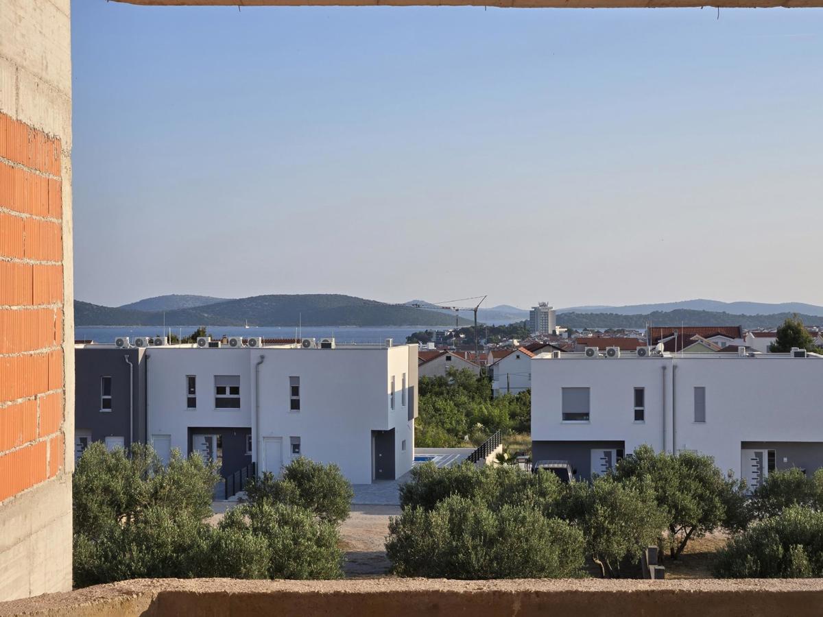 Prodamo apartma v novogradnji, Vodice