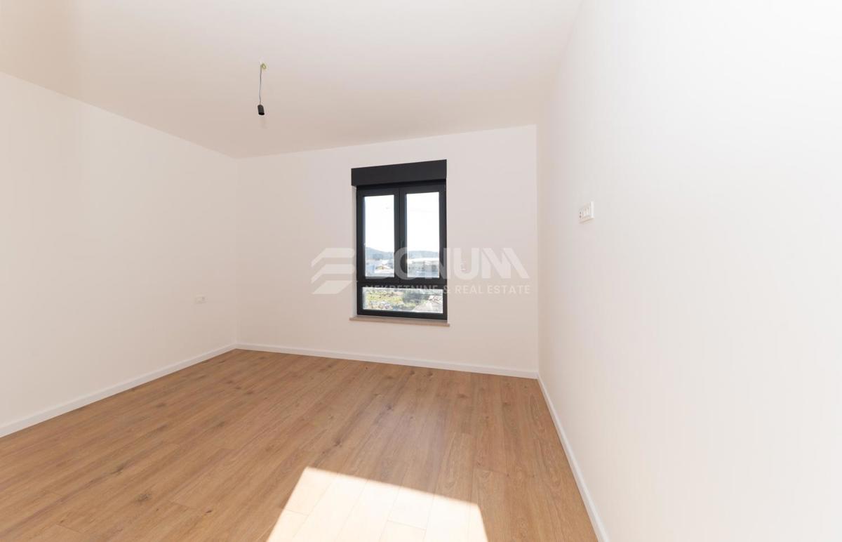  Apartma v novi stavbi, blizu plaže in centra mesta, Tribunj