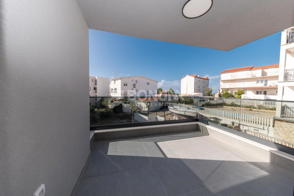 Primošten, novo moderno stanovanje s pogledom na morje