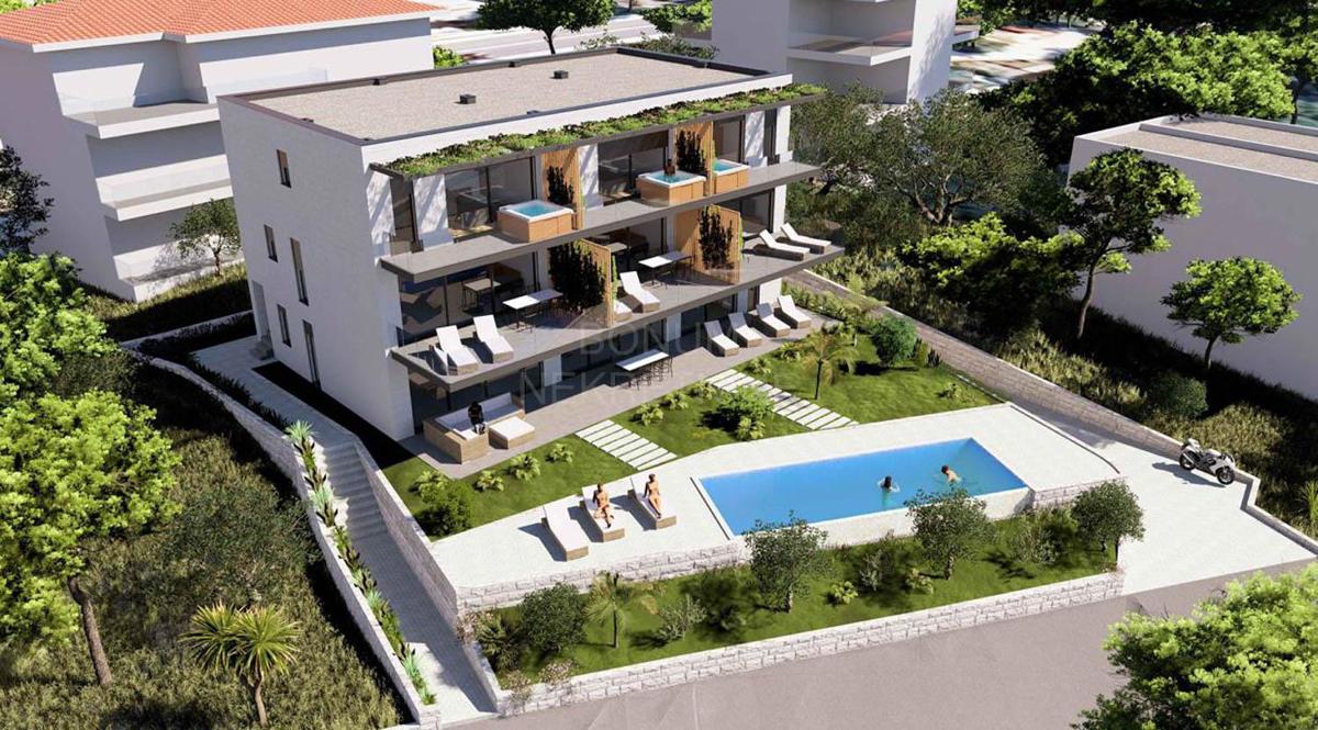 Čudovit dvoetažni apartma, prva vrsta do morja, Brodarica