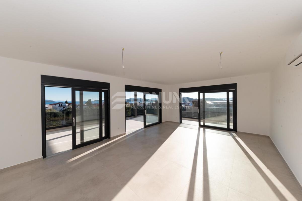  Apartma v novi stavbi, blizu plaže in centra mesta, Tribunj