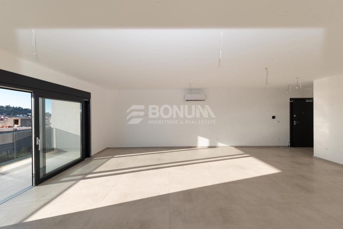  Apartma v novi stavbi, blizu plaže in centra mesta, Tribunj