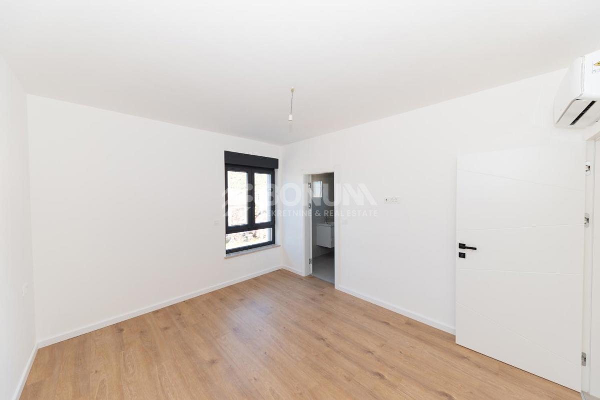  Apartma v novi stavbi, blizu plaže in centra mesta, Tribunj