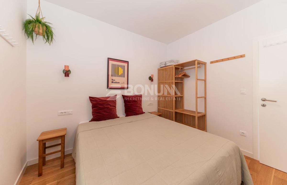 Popolnoma opremljeno dvosobno stanovanje s pogledom na morje – Žaborić