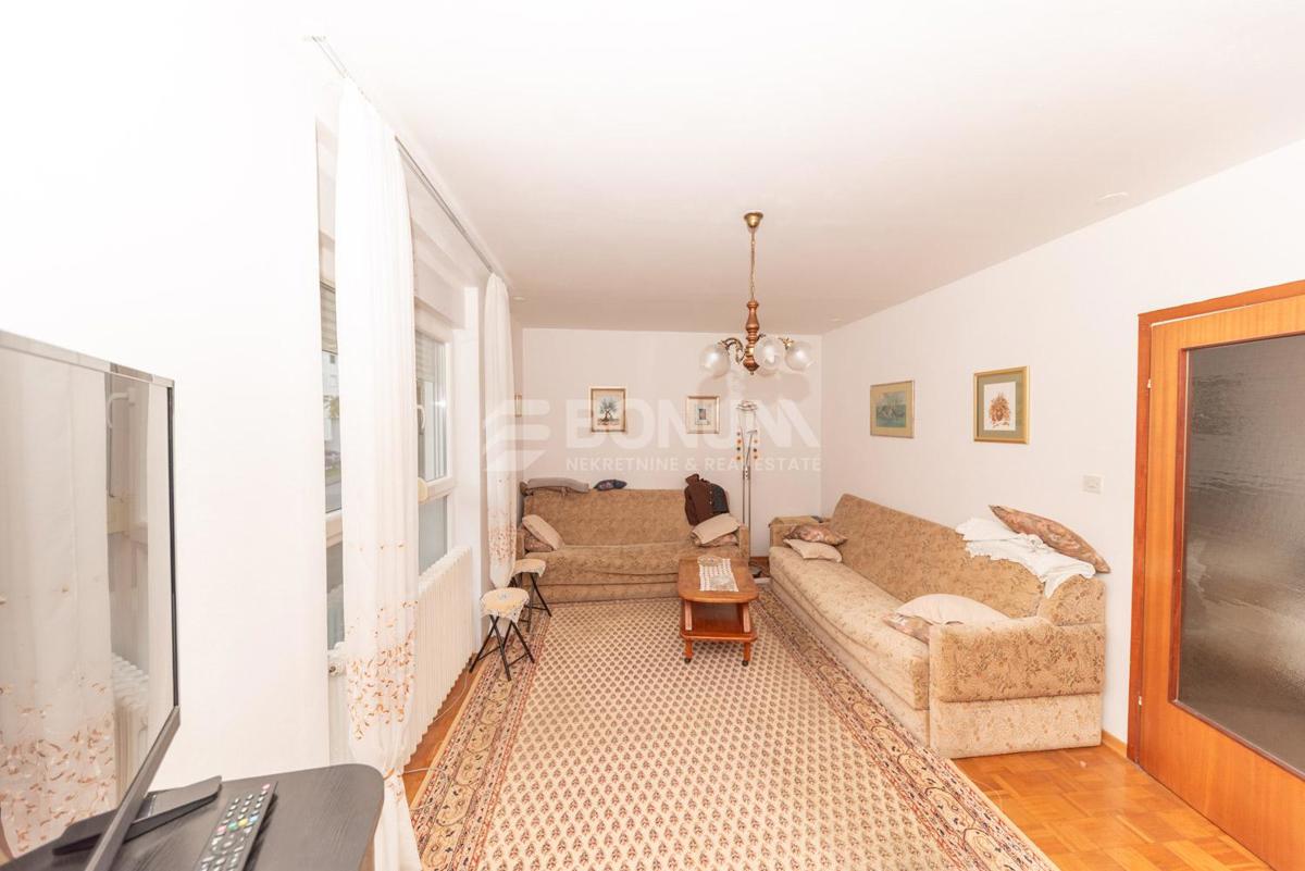 Prodaja se prostorno stanovanje na Bilom brigu, Zadar