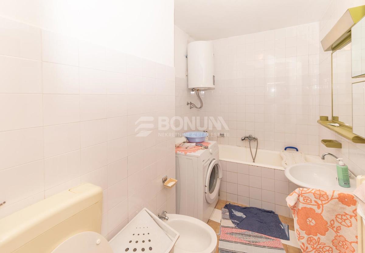 Prodaja se prostorno stanovanje na Bilom brigu, Zadar