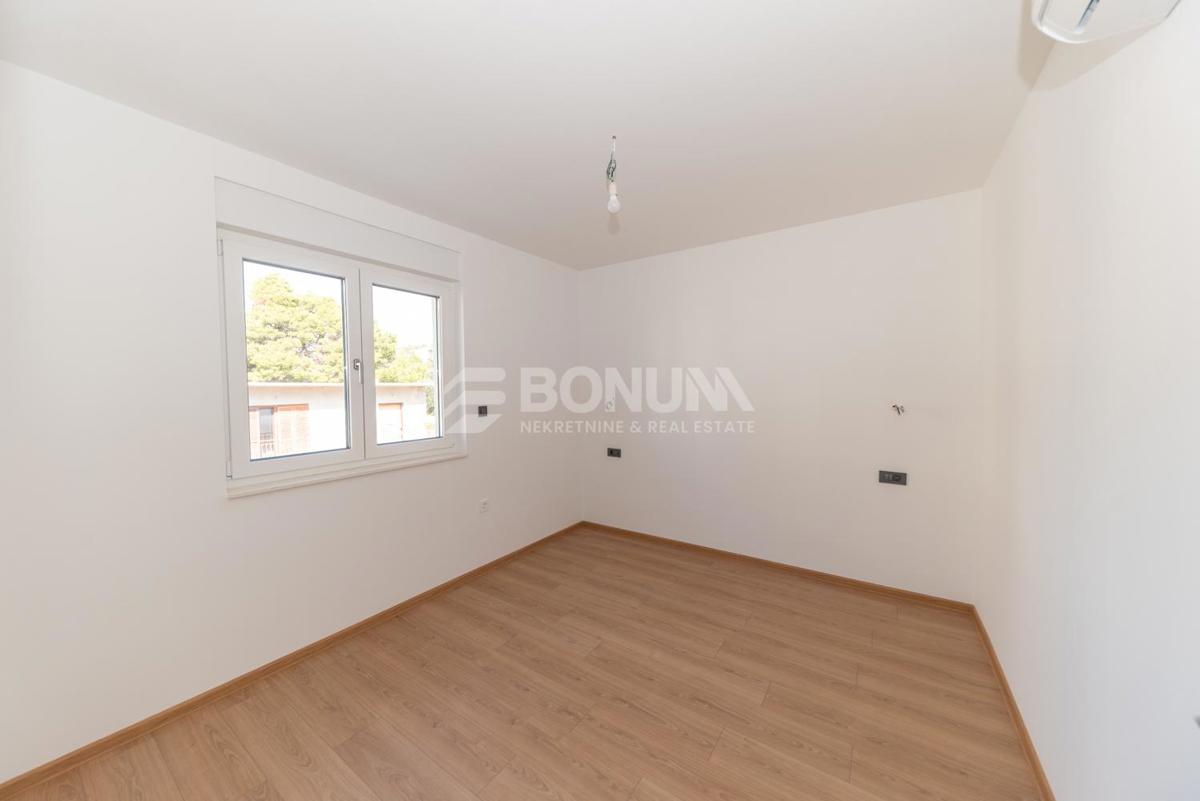 Primošten, nov atraktiven apartma s pogledom na morje