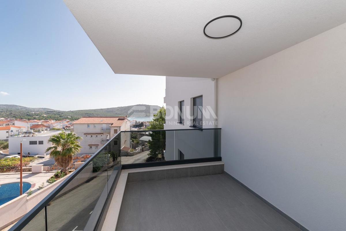 Primošten, nov atraktiven apartma s pogledom na morje