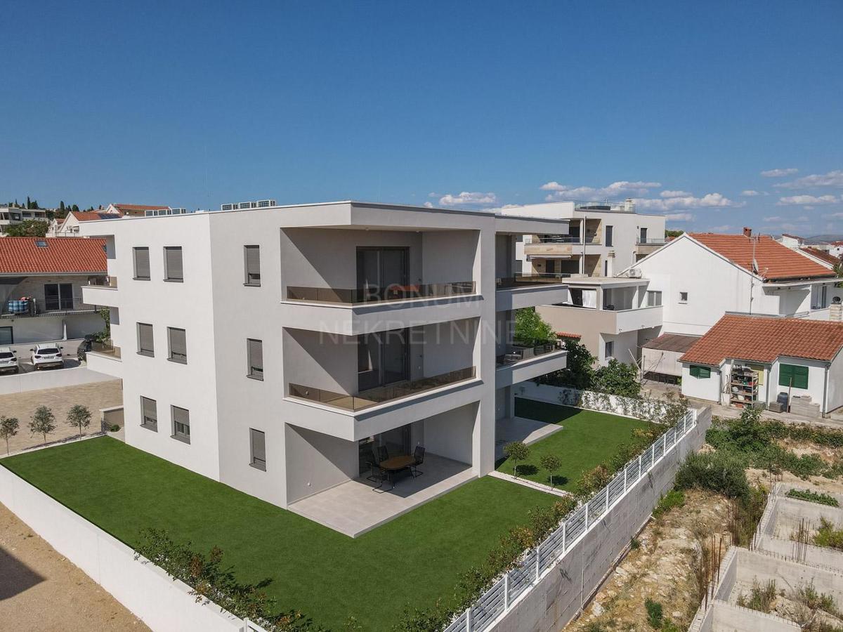 Apartma v novogradnji, pritličje, Vodice