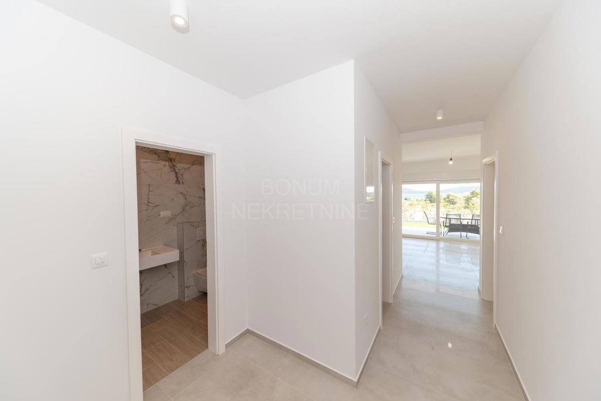 Apartma v novogradnji, pritličje, Vodice