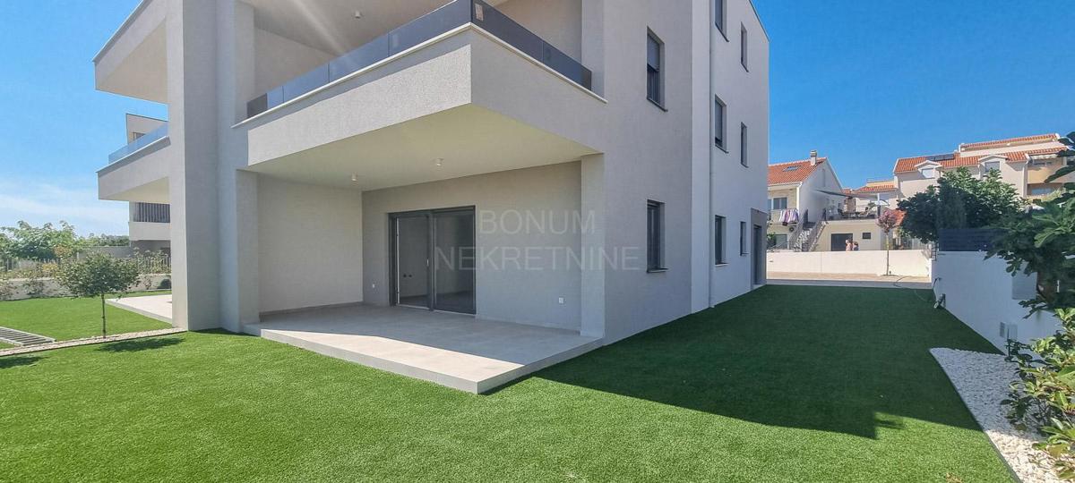 Apartma v novogradnji, pritličje, Vodice