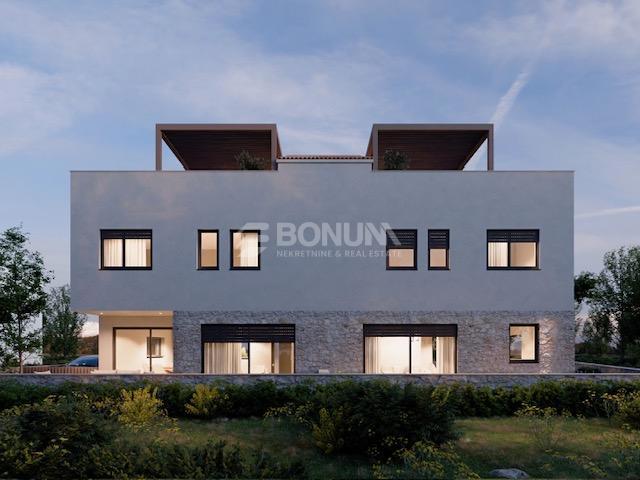 Čudovita dvojna hiša, novogradnja, Murter