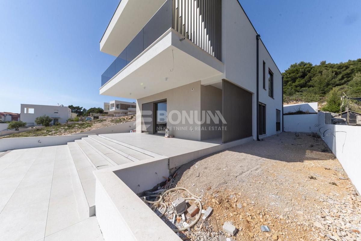 Moderna vila z bazenom in pogledom na morje, Šibenik-Žaborić