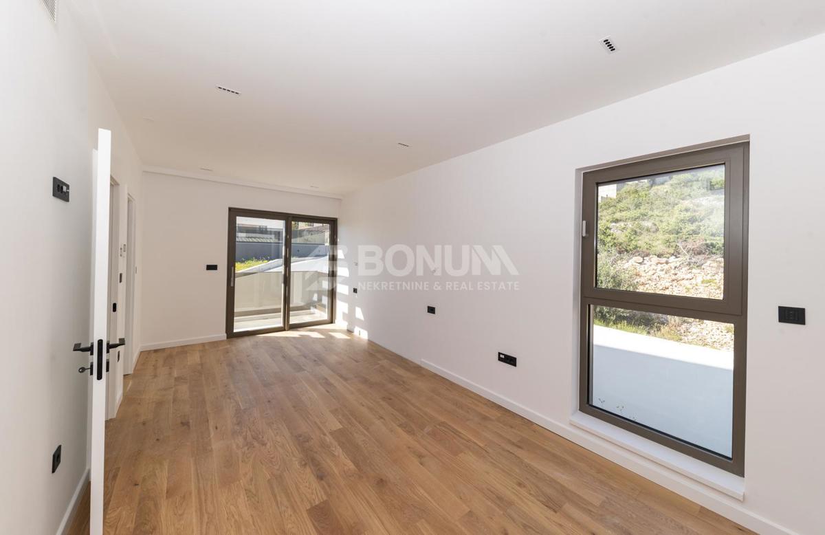 Moderna vila z bazenom in pogledom na morje, Šibenik-Žaborić