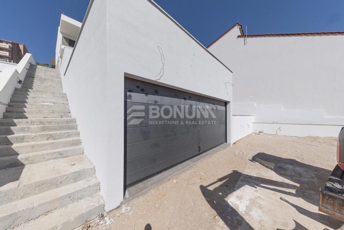 Moderna vila z bazenom in pogledom na morje, Šibenik-Žaborić