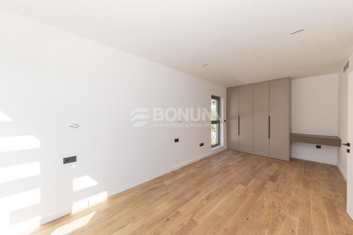 Moderna vila z bazenom in pogledom na morje, Šibenik-Žaborić