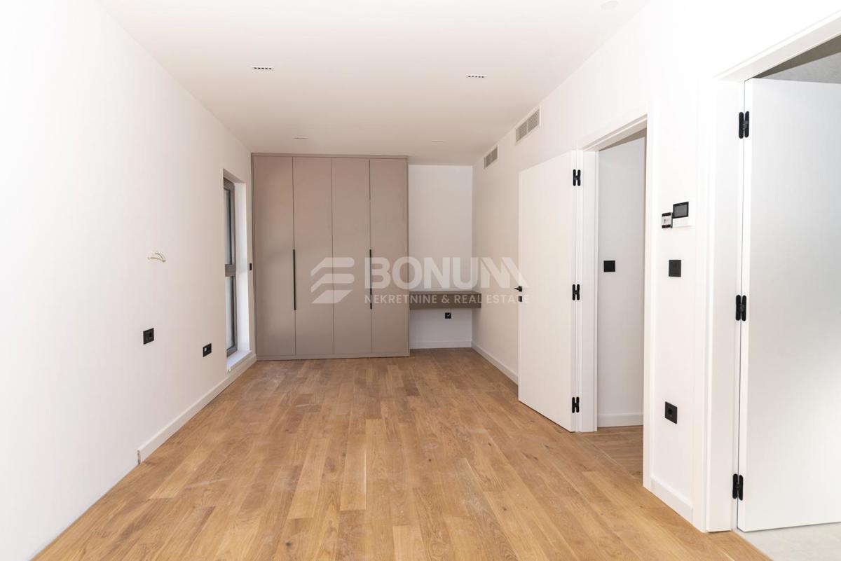 Moderna vila z bazenom in pogledom na morje, Šibenik-Žaborić