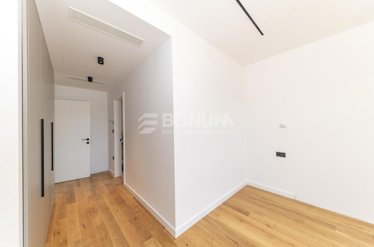 Moderna vila z bazenom in pogledom na morje, Šibenik-Žaborić