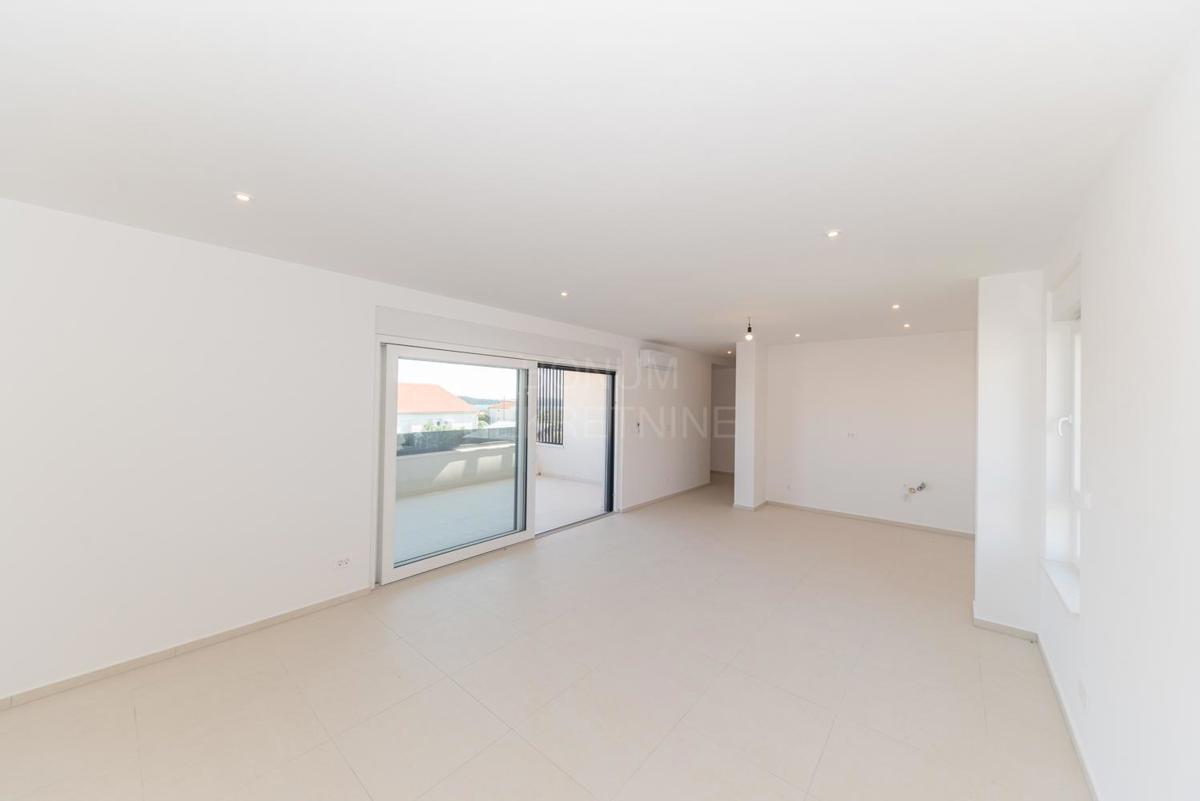 Prodamo apartma blizu plaže, prvo nadstropje, Vodice