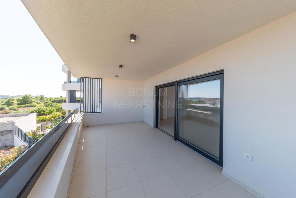 Prodamo apartma blizu plaže, prvo nadstropje, Vodice