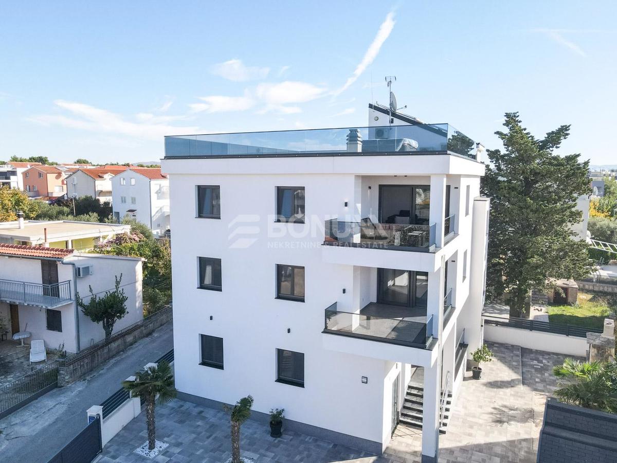 Apartmajska hiša v bližini plaže, Srima – Vodice