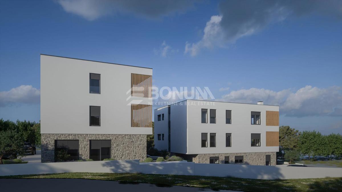 Brodarica – novogradnja v prvi vrsti ob morju – stanovanje S1 z vrtom