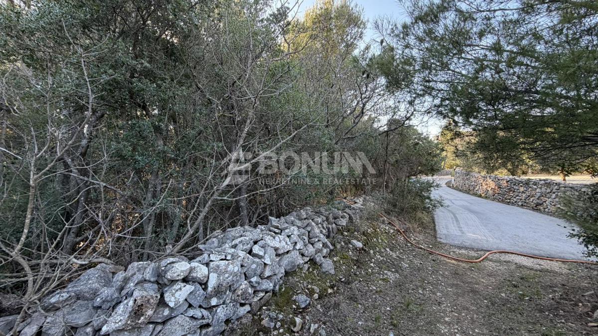 Stavbno zemljišče 2.132 m² – Dubrava pri Šibeniku