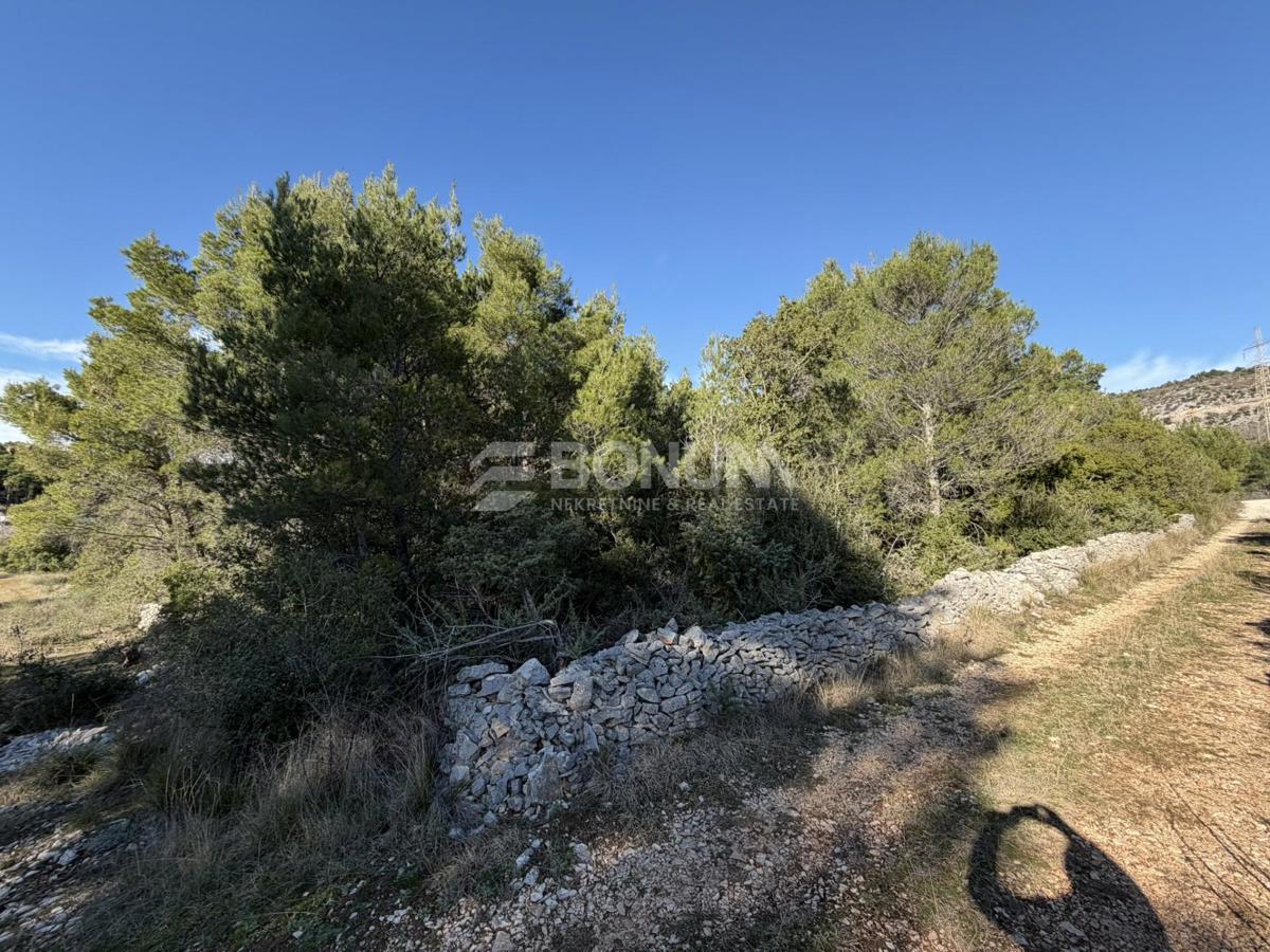 Stavbno zemljišče 2.132 m² – Dubrava pri Šibeniku